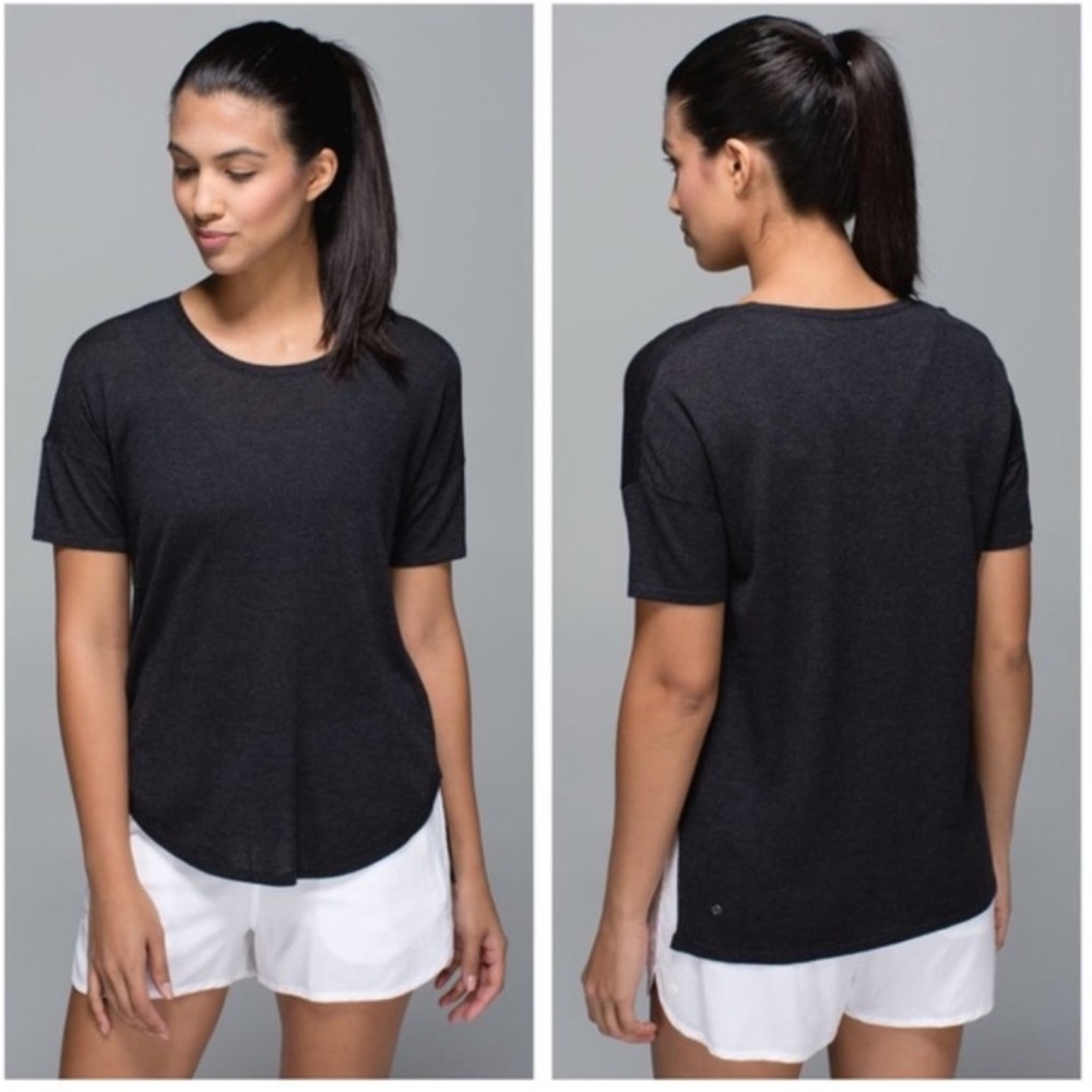 Lululemon top Daya Knit Tee Heathered Black T shirt short sleeve